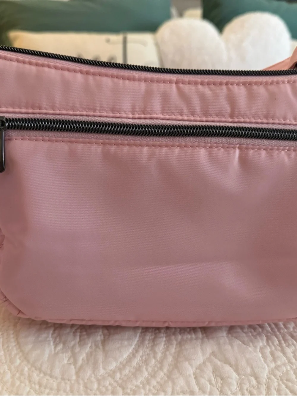 Lug “Dash” Pink Quilted Crossbody Bag with Front Zip Pocket - Picture 4 of 4